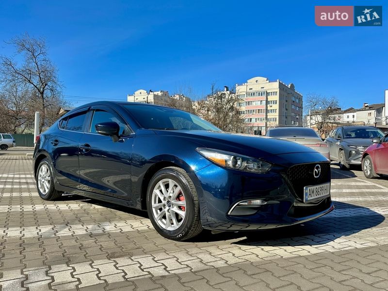 Седан Mazda 3 2018 в Києві