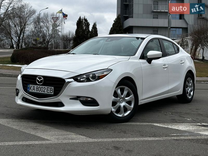 Седан Mazda 3 2018 в Києві