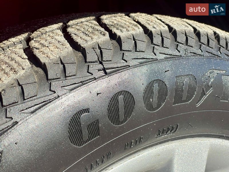 Седан Mazda 3 2015 в Житомирі