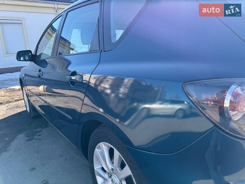 Хэтчбек Mazda 3 2007 в Ракитном