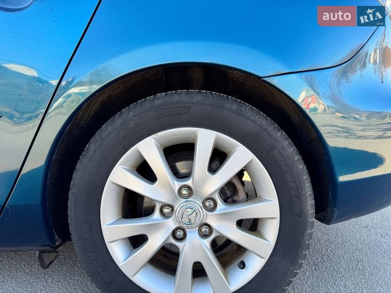 Хэтчбек Mazda 3 2007 в Ракитном