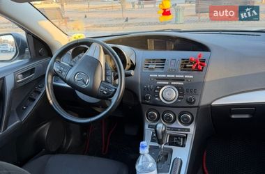 Седан Mazda 3 2011 в Запорожье