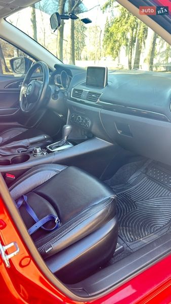 Седан Mazda 3 2016 в Києві