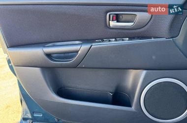 Хэтчбек Mazda 3 2007 в Ракитном