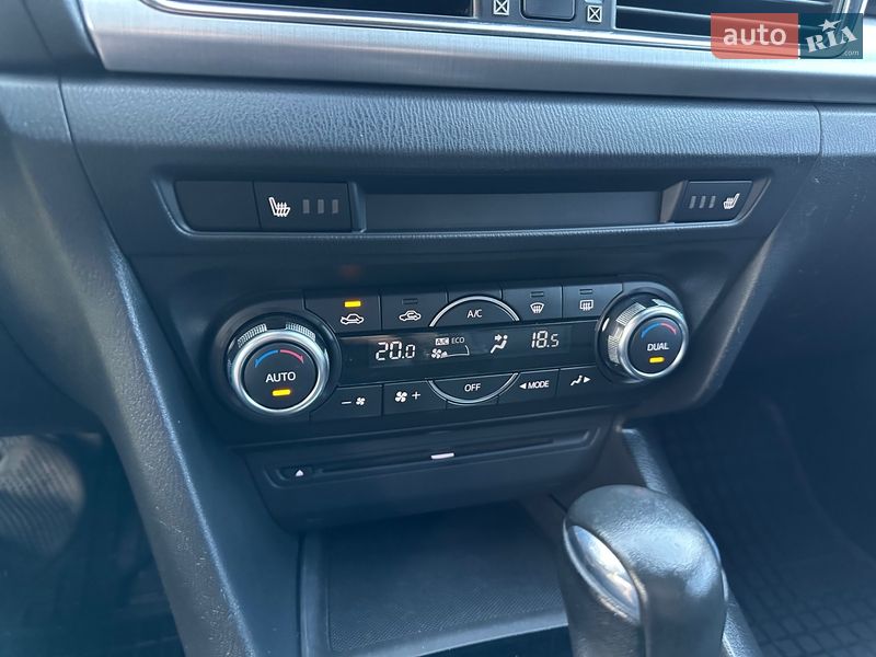 Хетчбек Mazda 3 2016 в Києві