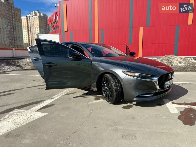 Седан Mazda 3 2022 в Киеве