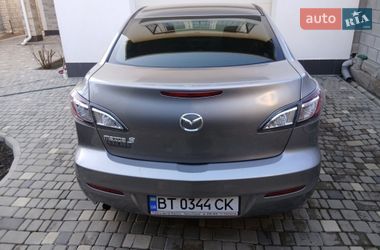 Седан Mazda 3 2011 в Херсоне