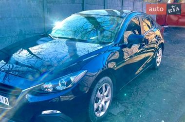 Седан Mazda 3 2016 в Хмельницком