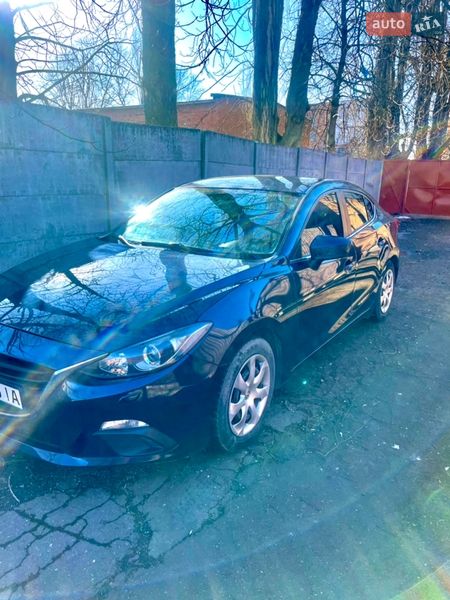 Седан Mazda 3 2016 в Хмельницком