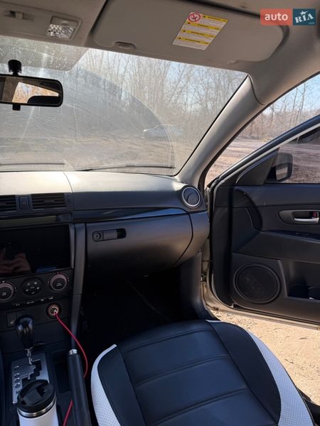 Хэтчбек Mazda 3 2004 в Днепре