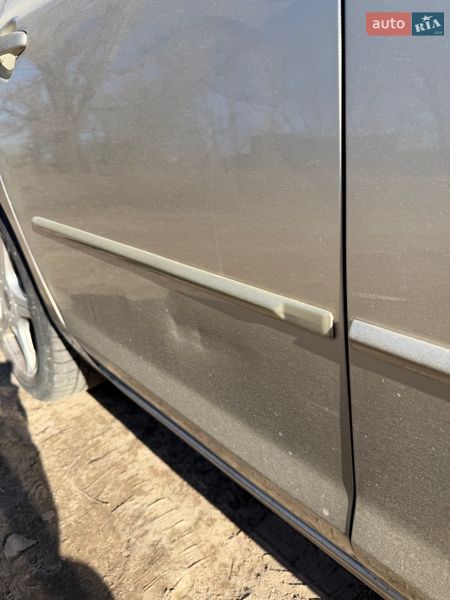 Хэтчбек Mazda 3 2004 в Днепре