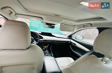 Седан Mazda 3 2019 в Кропивницькому