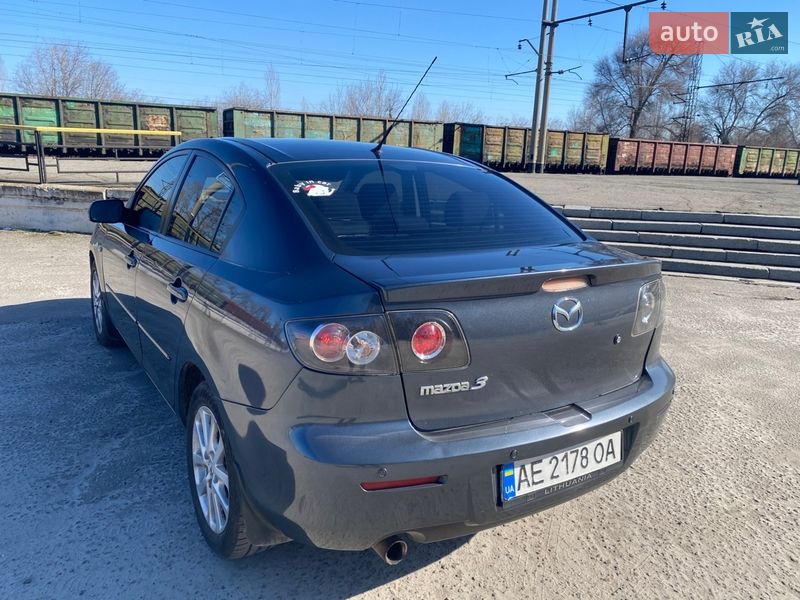 Седан Mazda 3 2008 в Дніпрі