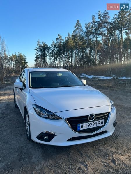 Хетчбек Mazda 3 2015 в Ірпені