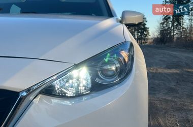 Хэтчбек Mazda 3 2015 в Ирпене