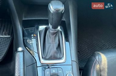 Хэтчбек Mazda 3 2015 в Ирпене