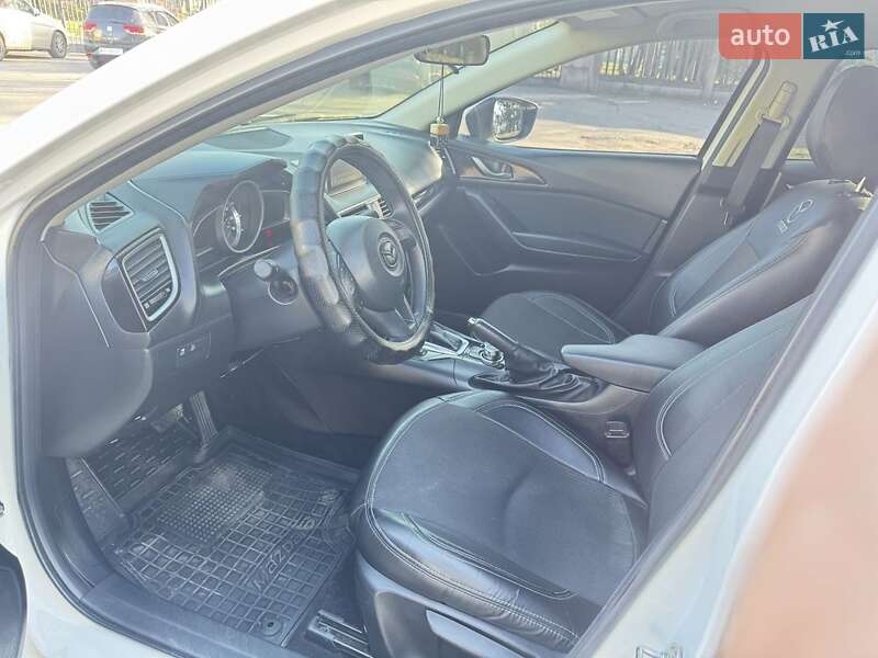 2016 Mazda 3, VIN WAUFD24B4VN092663:plate — фото 1 (autoria)