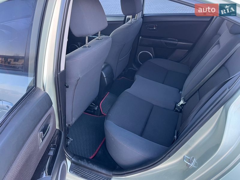 Седан Mazda 3 2008 в Первомайську