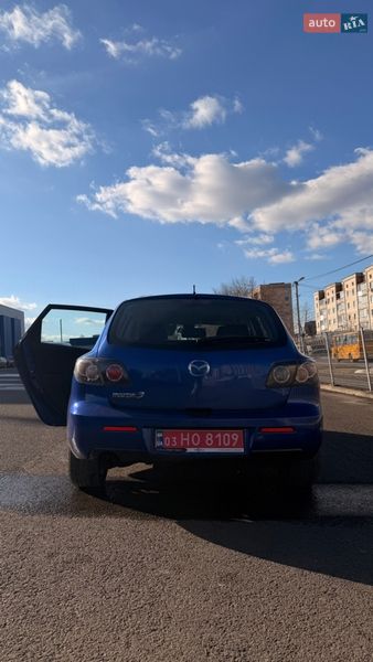 Седан Mazda 3 2009 в Луцке