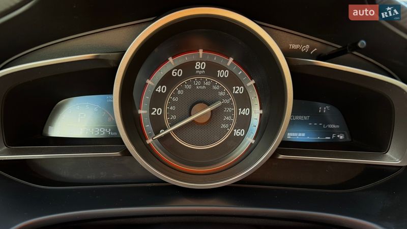 Седан Mazda 3 2015 в Днепре