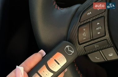 Седан Mazda 3 2015 в Днепре