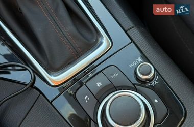 Седан Mazda 3 2015 в Днепре