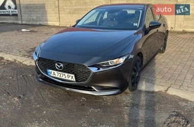 Седан Mazda 3 2021 в Вараше
