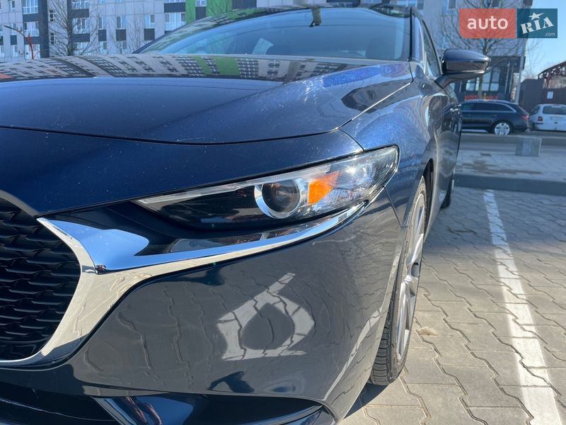 Седан Mazda 3 2020 в Києві