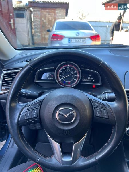 Седан Mazda 3 2015 в Полтаве