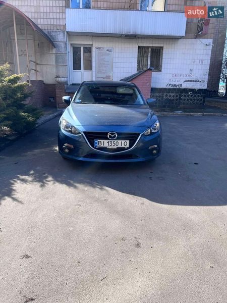 Седан Mazda 3 2015 в Полтаве