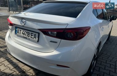 Седан Mazda 3 2017 в Ивано-Франковске