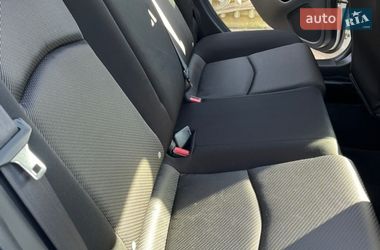 Седан Mazda 3 2017 в Ивано-Франковске