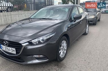 Седан Mazda 3 2017 в Києві