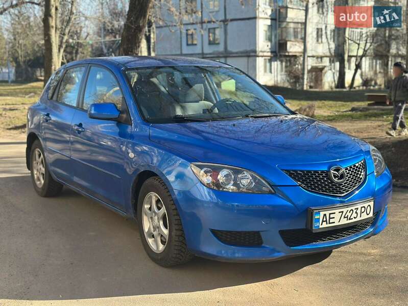 Хетчбек Mazda 3 2004 в Покрові
