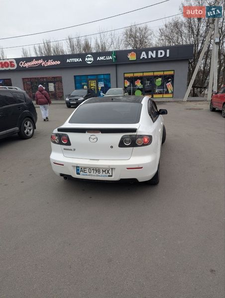 Седан Mazda 3 2009 в Днепре