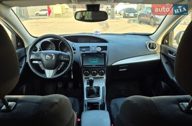 Хэтчбек Mazda 3 2011 в Днепре
