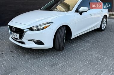 Седан Mazda 3 2017 в Миколаєві