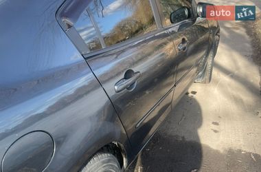 Седан Mazda 3 2006 в Ровно