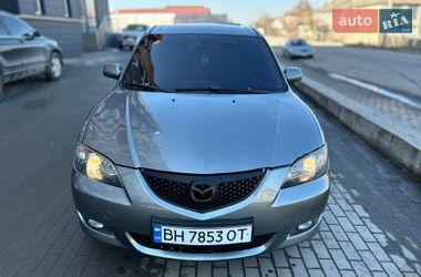 Седан Mazda 3 2004 в Полонном