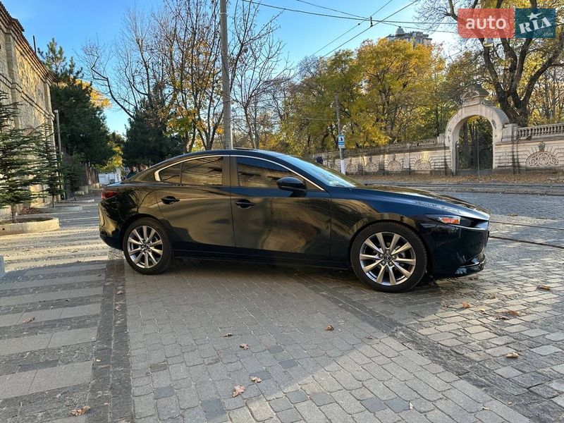 Седан Mazda 3 2023 в Одессе