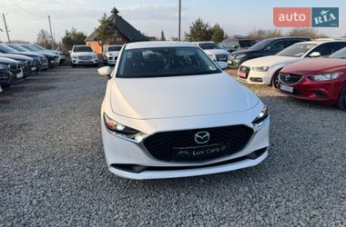 Седан Mazda 3 2021 в Ивано-Франковске
