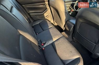 Седан Mazda 3 2021 в Ивано-Франковске