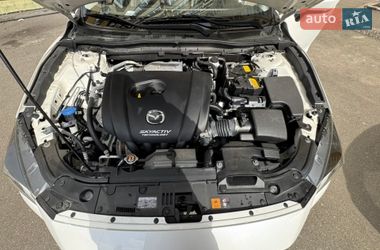 Хэтчбек Mazda 3 2018 в Киеве