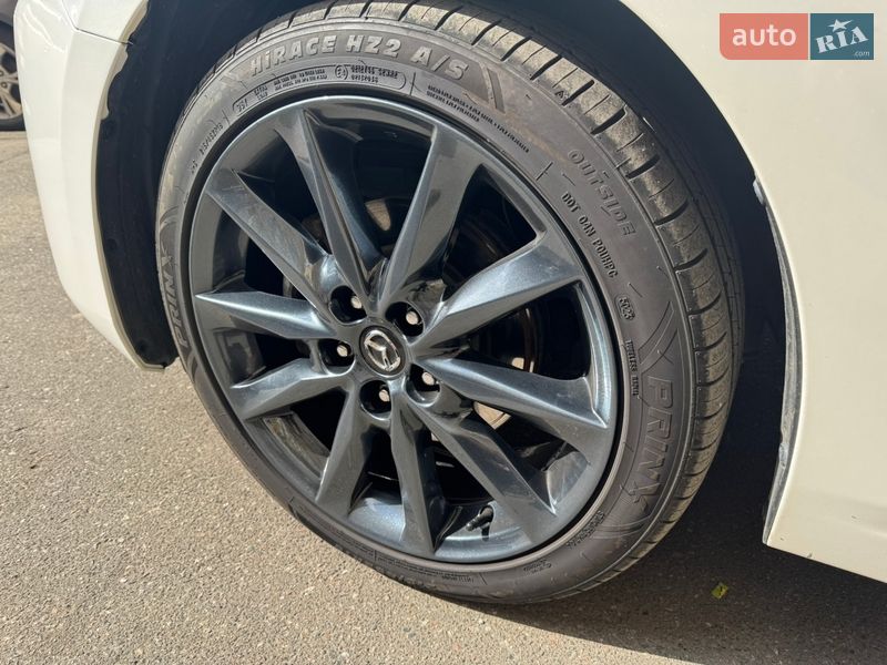 Хэтчбек Mazda 3 2018 в Киеве