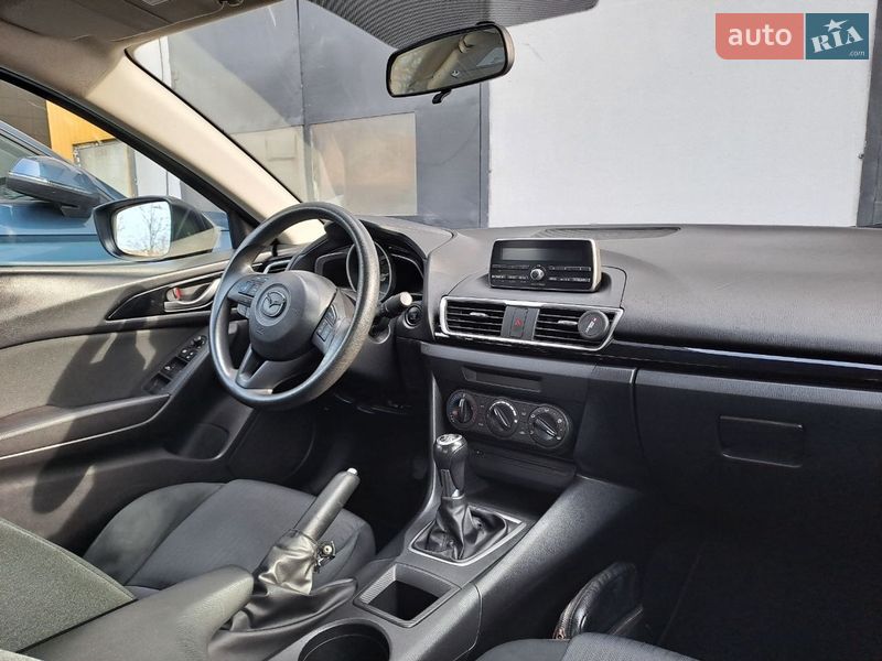 Седан Mazda 3 2014 в Одессе