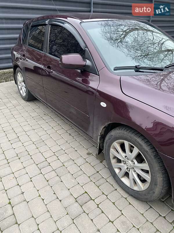 Хэтчбек Mazda 3 2007 в Калиновке