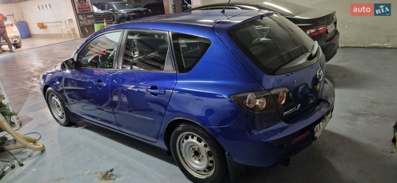 Хэтчбек Mazda 3 2006 в Киеве