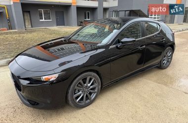 Хэтчбек Mazda 3 2021 в Киеве