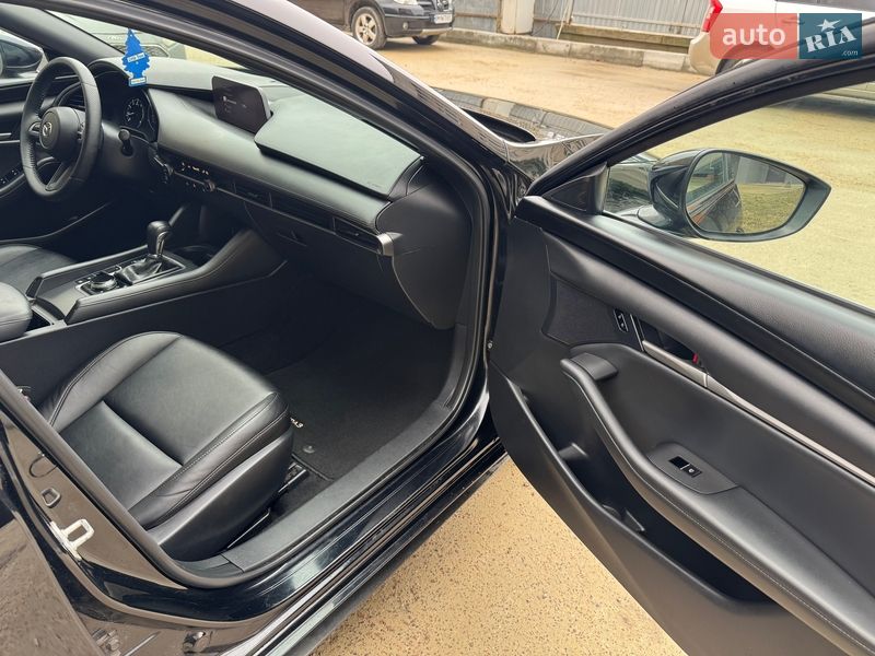 Хэтчбек Mazda 3 2021 в Киеве