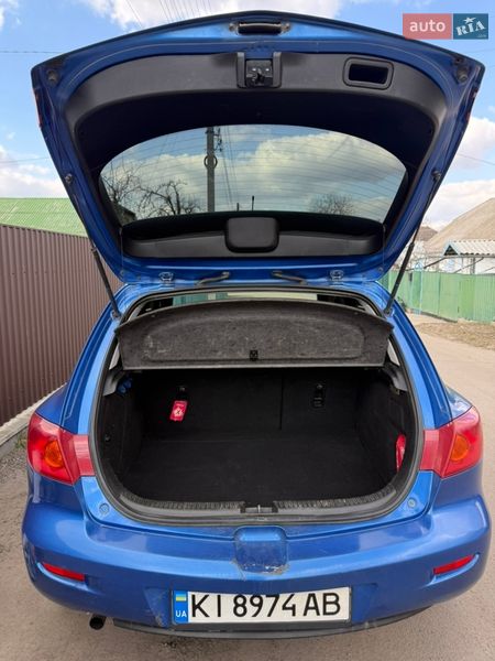 Хэтчбек Mazda 3 2004 в Фастове